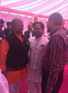 भारतीय धर्मसंध के संपादक अरूण पाण्डेय फिल्मस्टार राजपाल यादव व मैनपुरी के भाजपा नेता राजेश भदौरिया के साथ