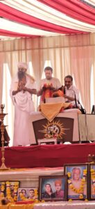 महंत राधवेन्द्र दास जी महराज भरूच गुजरात के एक कार्यक्रम में