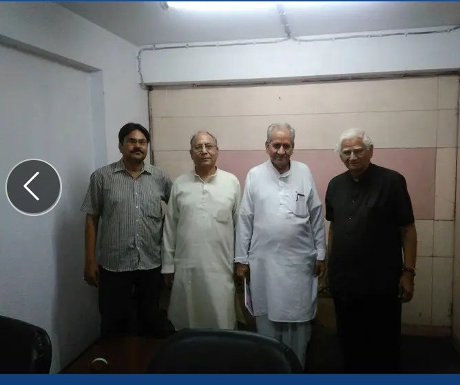 विश्व हिन्दू परषिद के टीम के साथ संपादक अरूण पाण्डेय