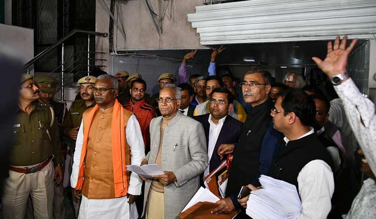 राम मंदिर विवाद के बीच चंपत राय पर उठे सवाल,